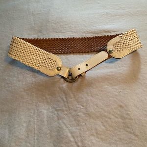 Línea Pelle white leather belt